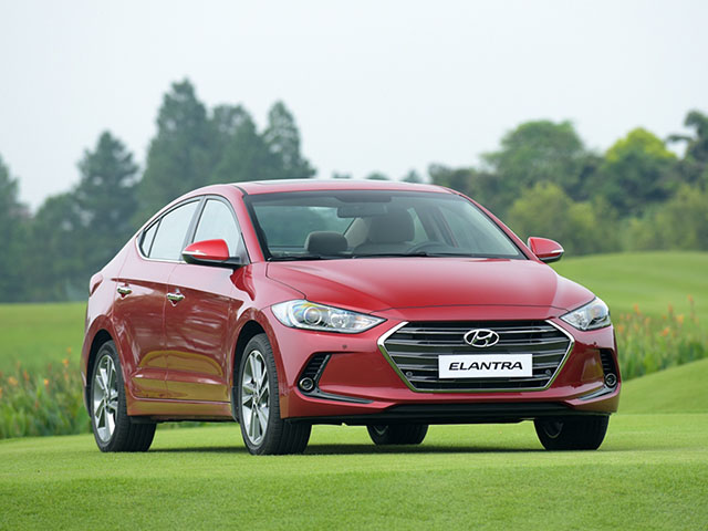 Giá xe Hyundai Elantra lăn bánh tháng 11/2020