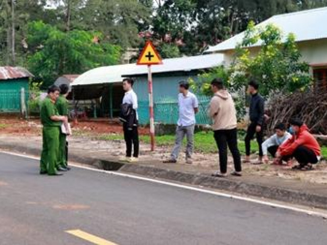 Một nam sinh lớp 12 nghi bị đánh tử vong sau giờ tan học