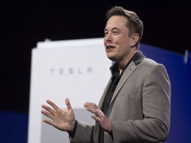 ”Gã điên” Elon Musk lật đổ ông chủ Facebook, thành người giàu thứ 3 thế giới