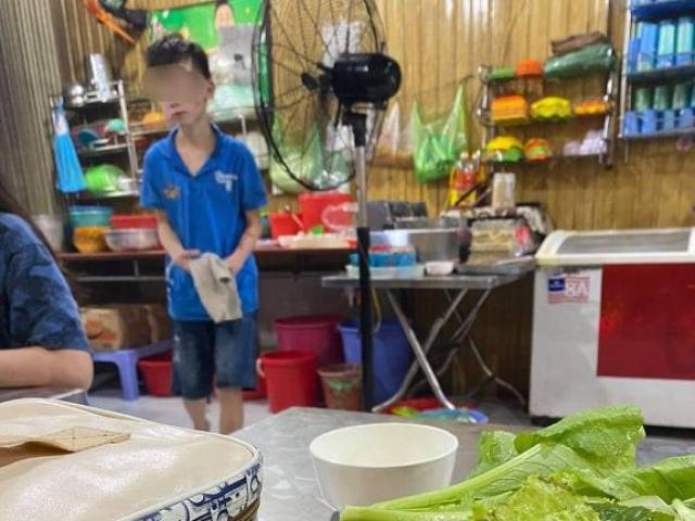 Bắc Ninh: Cậu bé giúp việc quán bánh xèo bị hành hung, ”tra tấn như thời Trung cổ”!