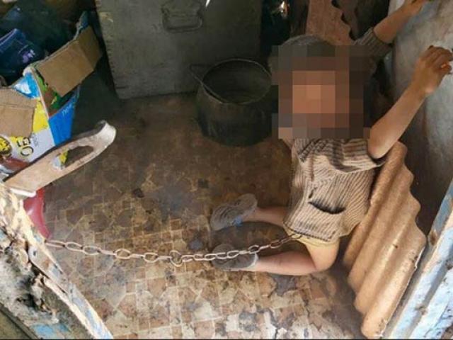 Cuộc sống “địa ngục” của 13 đứa trẻ bị bố mẹ tra tấn: Phiên tòa đẫm nước mắt