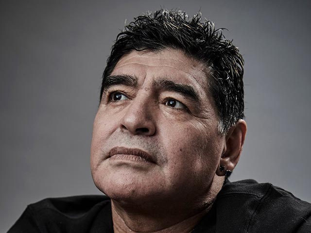 Diego Maradona từ trần ở tuổi 60
