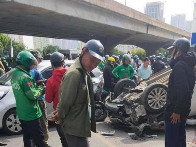 Tai nạn liên hoàn trên đường Phạm Hùng, 2 người nhập viện cấp cứu