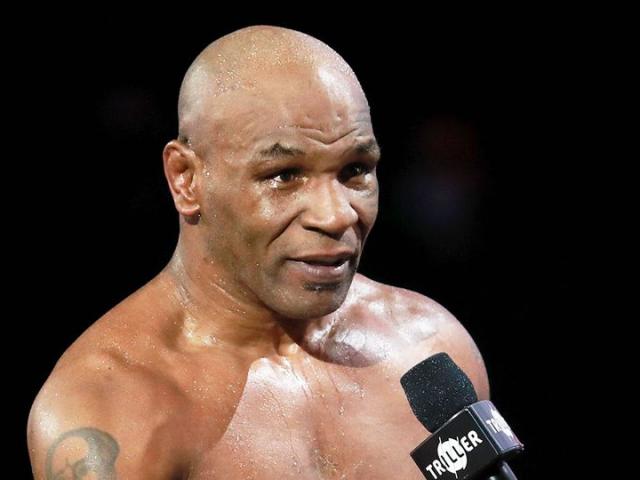 Mike Tyson thừa nhận dùng ma túy rồi đấu võ, có bị xử thua Jones?