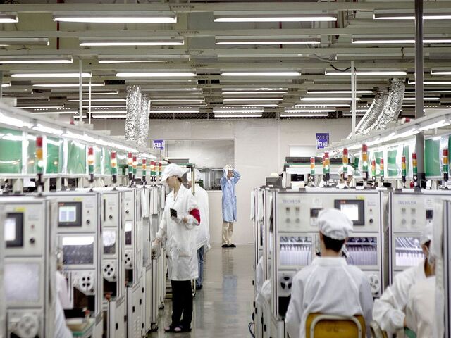 Đối tác của Apple chuyển sản xuất MacBook và iPad sang Việt Nam
