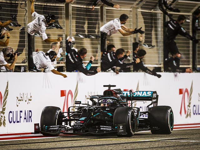 Đua xe F1, Bahrain GP: Mercedes vượt Williams, kịch tính cuộc đua nhóm giữa