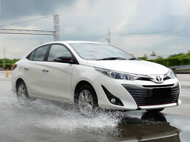 Giá xe Toyota Vios lăn bánh tháng 12/2020