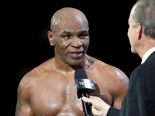 Quyền Anh dậy sóng: Mike Tyson sắp đấu Holyfield, lo sợ màn cắn tai?