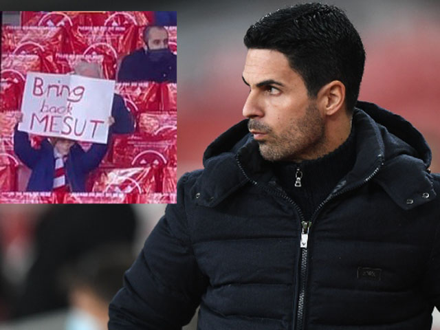 CĐV Arsenal gửi HLV Arteta thông điệp đanh thép về “người thừa” Ozil