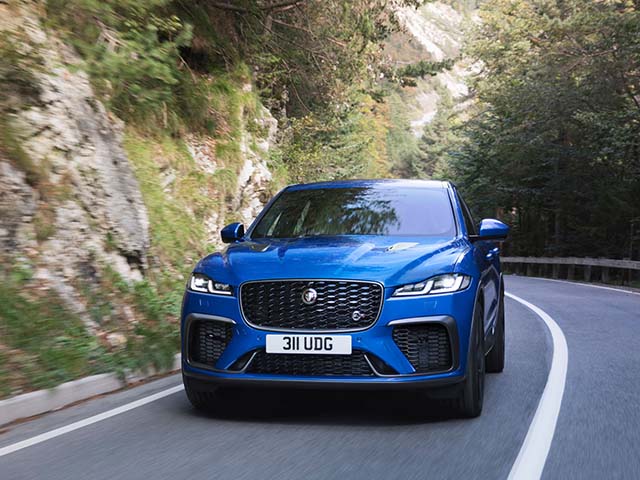 Jaguar nhận cọc xe F-Pace SVR tại Việt Nam, có giá bán hơn 10 tỷ đồng