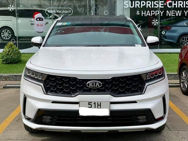 Kia Sorento 2021 chạy 20km, ghế ngồi chưa gỡ bọc nilong đã được chủ nhân rao bán lại