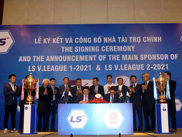 Quang Hải, Công Phượng đua tài mùa giải V-League 2021 có gì đặc biệt?