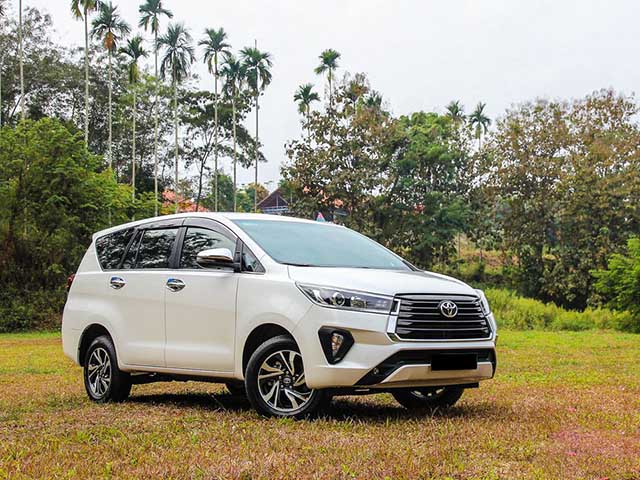 Giá xe Toyota Innova lăn bánh tháng 10/2021