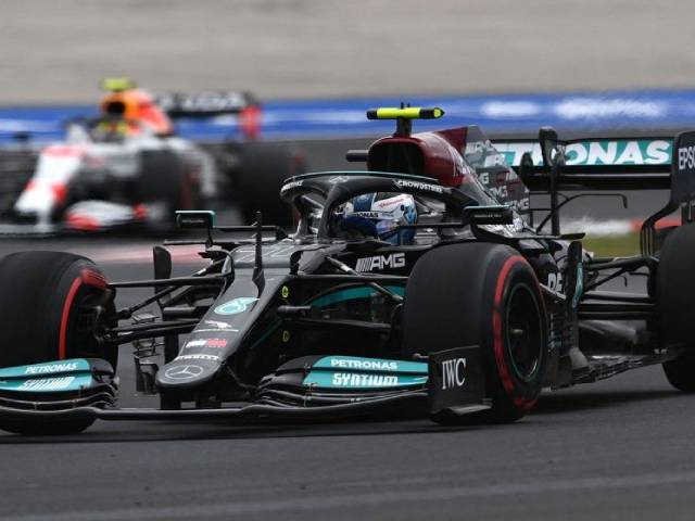 Đua xe F1, phân hạng Turkish GP: Hamilton “nhường” pole cho Bottas, Red Bull kỳ vọng chiến thắng