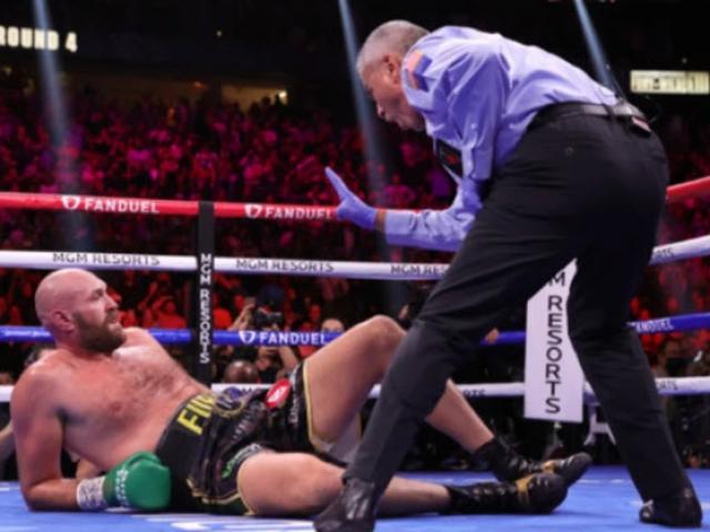 ”Trắng đen lẫn lộn sau cú đấm”: Tranh cãi Tyson Fury đáng ra thua Wilder