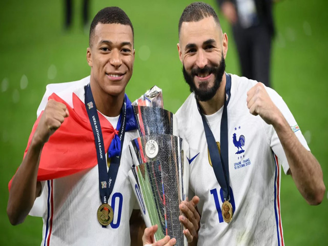Mbappe & Benzema ”song kiếm hợp bích” ở ĐT Pháp khiến PSG lo sốt vó