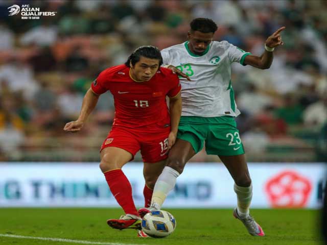 Video bóng đá Saudi Arabia - Trung Quốc: Rượt đuổi mãn nhãn, độc chiếm ngôi đầu  (Vòng loại World Cup)