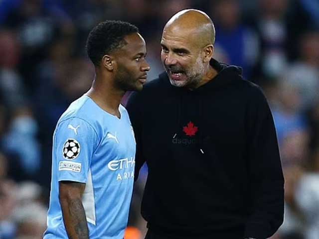 Man City nổi ”sóng ngầm”: Sterling hục hặc với Guardiola, tương lai bất định