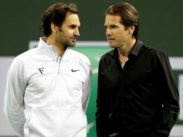Bạn thân nhất nói Federer sẽ quyết định tương lai vào tháng 3/2022