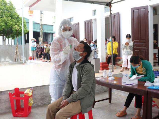Nam Định tiếp tục ghi nhận 3 ca dương tính SARS-CoV-2, xét nghiệm thần tốc cho hơn 90.000 người dân