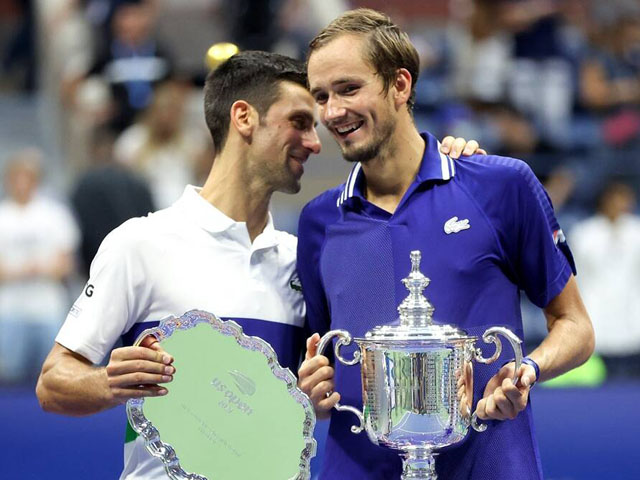 Medvedev ra mặt bảo vệ Djokovic trước nỗi lo bị cấm dự Australian Open 2022