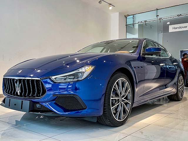 Chi tiết mẫu xe Maserati Ghibli Hybird đầu tiên tại Việt Nam