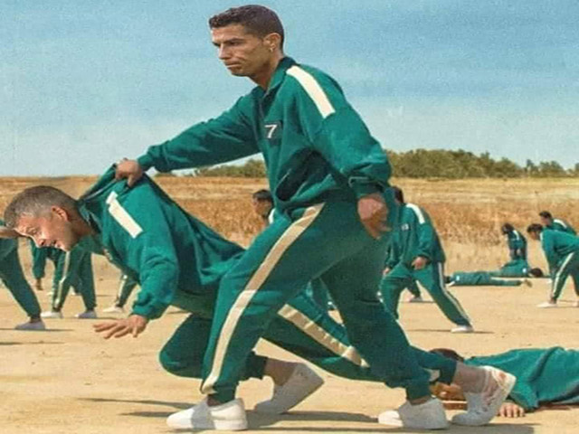 Ảnh chế: Ronaldo cứu thầy phút bù giờ, cả Ngoai hạng Anh ”mừng rơi nước mắt”