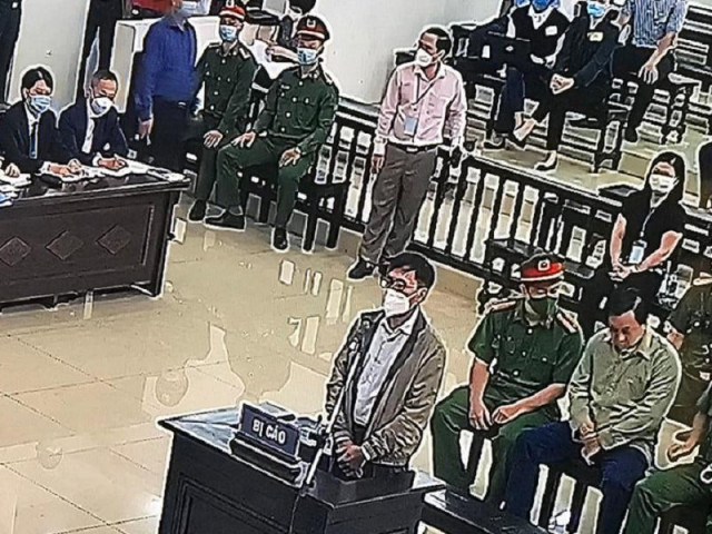 Nóng: Cựu Tổng cục phó Nguyễn Duy Linh bất ngờ nhận tội