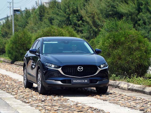 Giá xe Mazda CX-30 lăn bánh tháng 11/2021