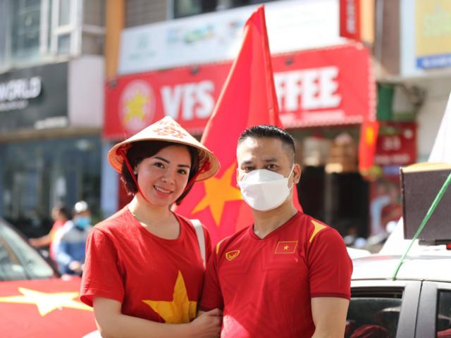Trực tiếp bóng đá Việt Nam - Nhật Bản: Fan Việt nô nức chờ ”tiếp lửa” ở Mỹ Đình (Vòng loại World Cup)