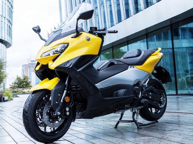 2022 Yamaha TMax 560 Tech Max ra mắt, thiết kế hoành tráng