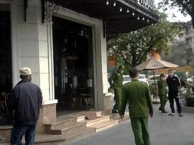Nổ súng tại quán cà phê giữa TP Vinh, 1 người gục tại chỗ