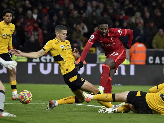 Video bóng đá Wolves - Liverpool: Vỡ oà phút 90+4 nhờ ”Thần tài” (Vòng 15 Ngoại hạng Anh)