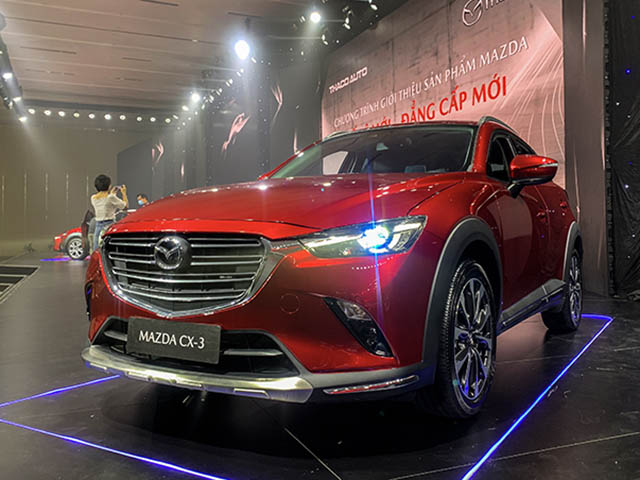 Khách hàng mua xe Mazda trong tháng này được hưởng những ưu đãi gì