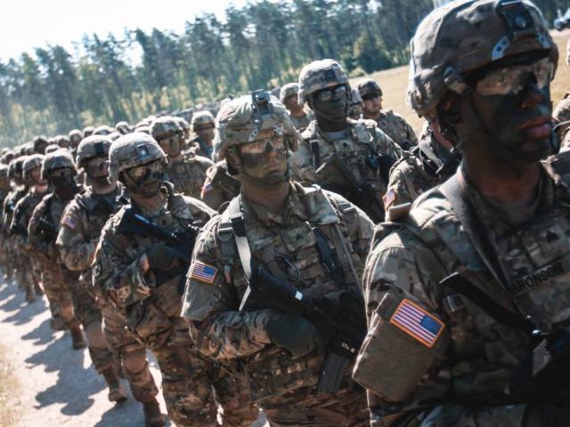 Viễn cảnh Nga tấn công Ukraine: Mỹ đáp trả quân sự ra sao?