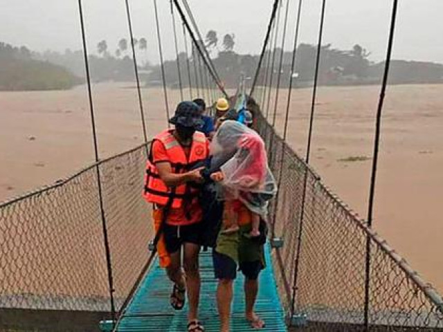 Siêu bão Rai cực mạnh đổ bộ Philippines, sức gió 260 km/giờ