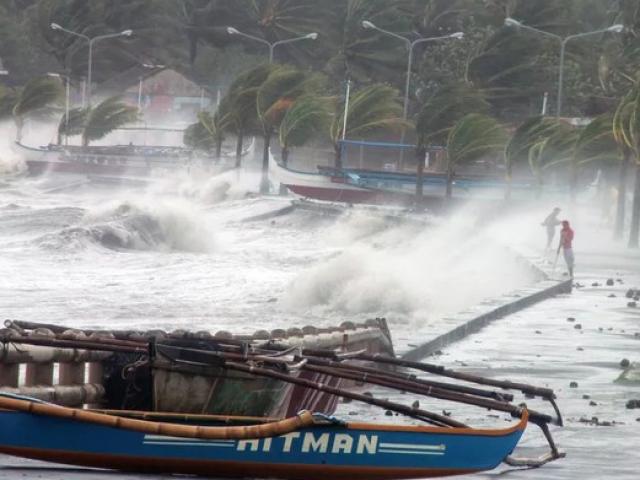 Siêu bão Rai rất nguy hiểm khi vào Biển Đông, 28 tỉnh, thành phố khẩn trương ứng phó