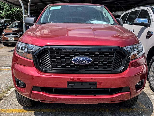 Ford Ranger khan hàng và gặp tình trạng thêm gói trang bị