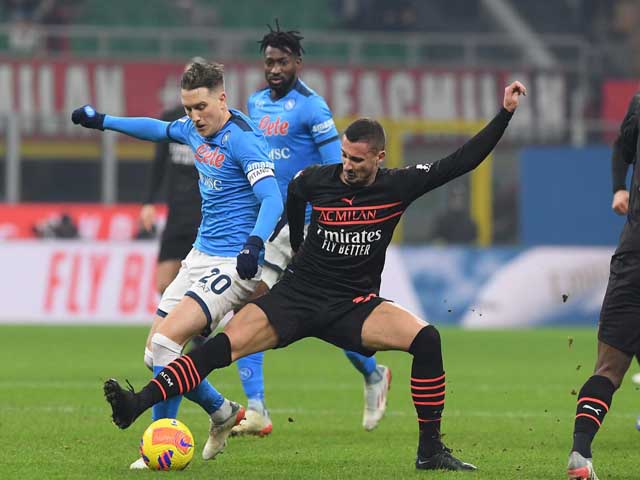 Kết quả bóng đá AC Milan - Napoli: Phủ đầu choáng váng, gục ngã đắng cay (Vòng 18 Serie A)