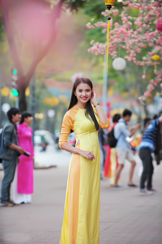 Thi thoảng, Mỹ Duyên cũng nhận được lời mời tham gia làm mẫu ảnh