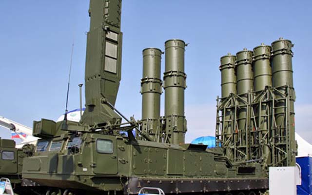 Mỹ tố Nga đổ hàng loạt tên lửa phòng không vào Ukraine - 1