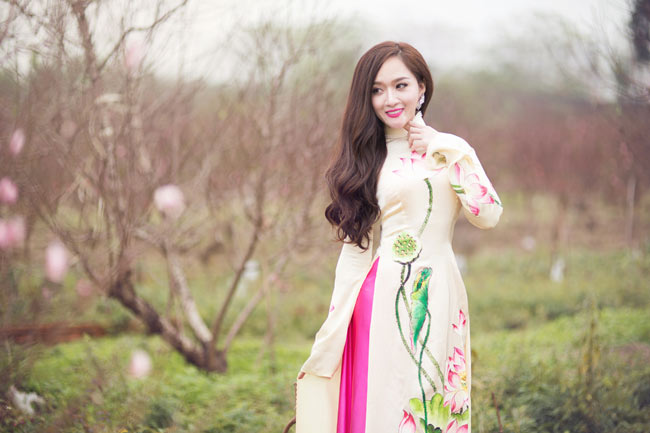 Đan Thùy cho biết, cô chụp những hình ảnh này chỉ vì lời thách đố của bạn bè.&nbsp;
