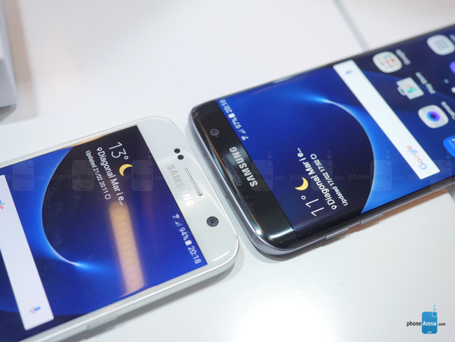 Samsung Galaxy S7 có kích thước 142.4 x 69.6 x 7.9 mm &#40;5.61 x 2.74 x 0.31 in&#41;, trọng lượng 152 g