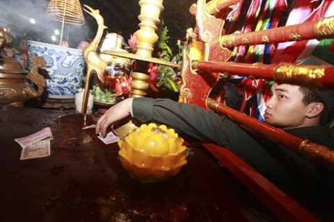 Ấn đền Trần được phát trong 3 ngày - 1