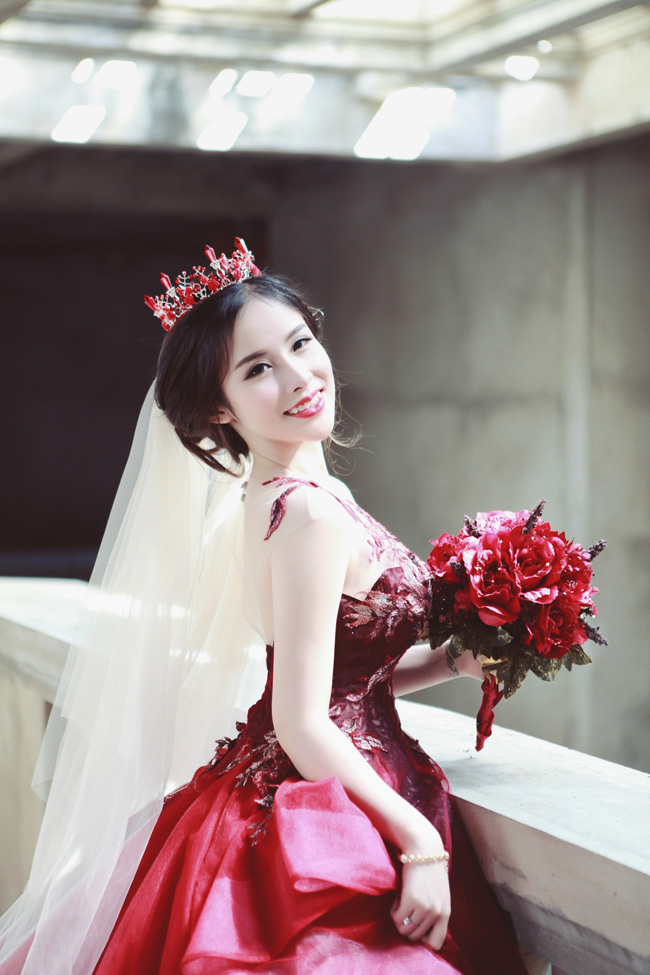 Chia sẻ về lý do quyết định kết hôn khi tuổi đời còn quá trẻ, Đại Vũ cho biết: “Tuy tuổi đời của cả Vũ và Nhi còn trẻ, nhưng khoảng thời gian quen biết nhau cũng 7 năm rồi. Chúng mình cùng trải qua nhiều kỉ niệm, cùng lớn lên. Với sự động viên của gia đình hai bên nên hai đứa quyết định tiến đến hôn nhân và ở bên nhau đến trọn đời”.