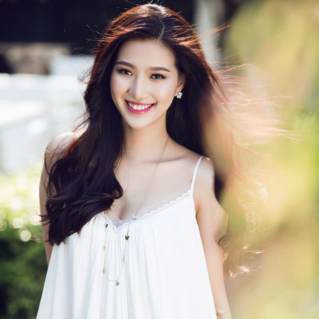 Cô sẵn sàng bỏ qua&nbsp;cơ hội kiếm tiền ở giai đoạn nổi tiếng nhất, tập trung học tập để trở thành một MC chuyên nghiệp.&nbsp;