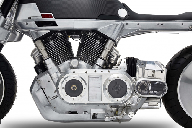 Mẫu xe mới này sở hữu thiết kế, phong cách khác biệt hoàn toàn so với dòng Harley, kiểu dáng retro theo mô-tuýp café racer hay một mẫu xe thể thao thời thượng.