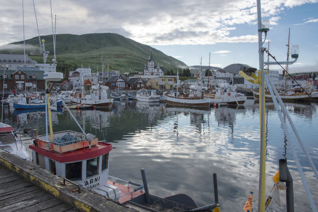 Thị trấn Húsavík ở miền bắc Iceland luôn là địa điểm thu hút đông du khách.