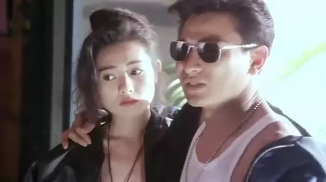 Bộ phim được đánh giá là tác phẩm kinh điển nhất của dòng phim 18+ Hong Kong và đưa Lý Lệ Trân trở thành &#34;nữ hoàng phim 18+&#34; sáng giá nhất khu vực châu Á.