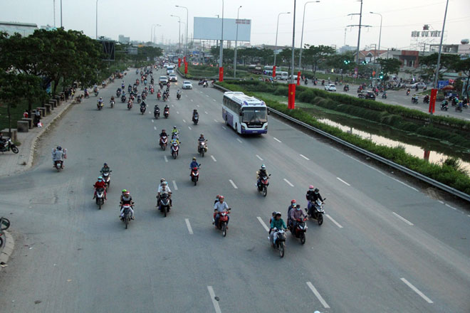 Người Sài Gòn bất ngờ khi gặp cảnh này sau kỳ nghỉ lễ - 1